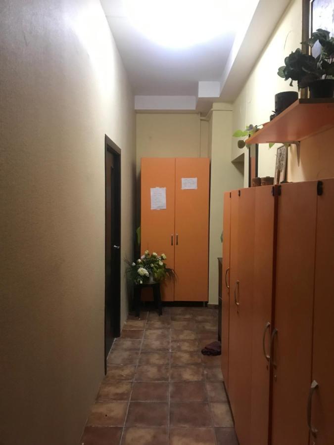 Ararat-Podol Hostel Kyiv Exterior photo
